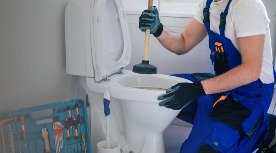 Professional septic pumping service in Freelandville, IN